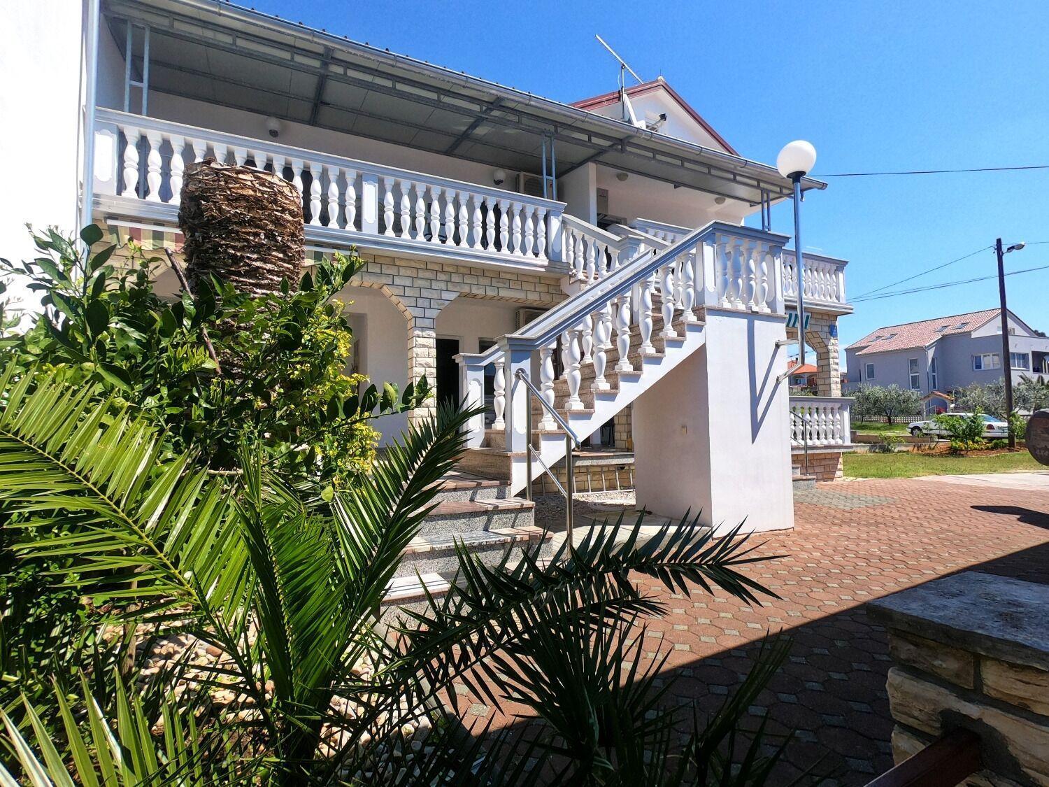 Apartments Ana Sukosan Luaran gambar